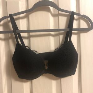 NWOT black Victoria Secret lacy bra